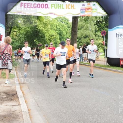 29.06.2025 - hella hamburg halbmarathon MichiJ http://msf.ph/oto/8250725 29.06.2025 10:51:55 Zwischen KM18-KM19 1526, 2936, 4146, 5742, 0000, 6462, 7935, 10074, 11429, 14306, 16233, 16237, 16989, 17784, 18575, 18577 meine-sportfotos.de