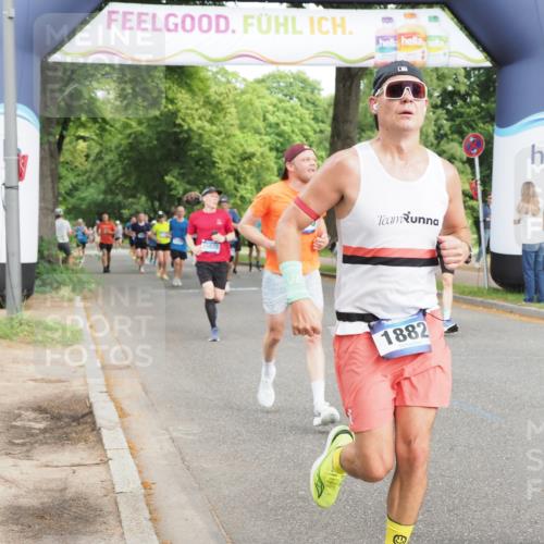 29.06.2025 - hella hamburg halbmarathon MichiJ http://msf.ph/oto/8250814 29.06.2025 10:28:52 Zwischen KM18-KM19 1882, 2750, 2826, 4889, 5375, 5508, 5745, 6149, 6683, 12046, 12540, 13158, 17620, 17973 meine-sportfotos.de