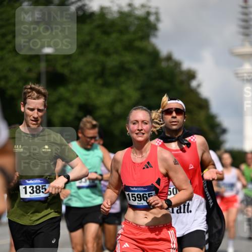 29.06.2025 - hella hamburg halbmarathon Dr. Thomas Lammeyer http://msf.ph/oto/8250858 29.06.2025 09:51:38 Kennedybrücke 1164, 1385, 1644, 1743, 2714, 2767, 3959, 4860, 5091, 5315, 6684, 6990, 7884, 8362, 9178, 9944, 10404, 10793, 10900, 11202, 11227 meine-sportfotos.de