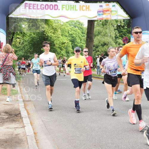 29.06.2025 - hella hamburg halbmarathon MichiJ http://msf.ph/oto/8250893 29.06.2025 10:51:56 Zwischen KM18-KM19 1526, 2936, 4146, 5742, 0000, 6462, 7935, 10074, 11429, 14306, 16233, 16237, 16989, 18426, 18575 meine-sportfotos.de