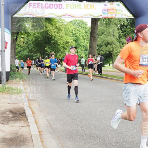 29.06.2025 - hella hamburg halbmarathon MichiJ http://msf.ph/oto/8250963 29.06.2025 10:28:53 Zwischen KM18-KM19 1882, 2750, 2826, 5375, 5508, 5745, 6149, 6683, 12046, 12540, 13158, 15828, 17620, 17973 meine-sportfotos.de