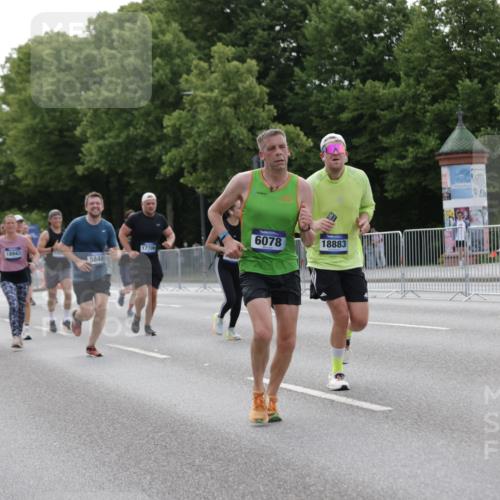 29.06.2025 - hella hamburg halbmarathon Jannik Wohlers http://msf.ph/oto/8251035 29.06.2025 10:30:59 Lombardsbrücke 1292, 1979, 2414, 2914, 4817, 5165, 5437, 5846, 5943, 6057, 6078, 6546, 7604, 7772, 8050, 8072, 8073, 10111, 10586, 11587, 13724, 14349, 15725, 16457, 16978, 17517, 17587, 17706, 17989, 18390, 18507, 18883, 18943 meine-sportfotos.de