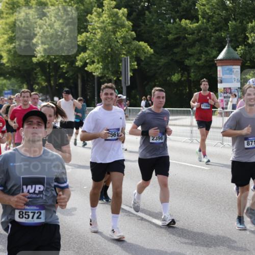 29.06.2025 - hella hamburg halbmarathon Jannik Wohlers http://msf.ph/oto/8251082 29.06.2025 09:56:24 Lombardsbrücke 1460, 1496, 1833, 2013, 2058, 2074, 2111, 2208, 2340, 2378, 2396, 2878, 3310, 3652, 4377, 4404, 4635, 4897, 5169, 5194, 5839, 6033, 6286, 6377, 6561, 6562, 6631, 7176, 7475, 8261, 8361, 8572, 8587, 8618, 8661, 8710, 8863, 8921, 9082, 9497, 9597, 9638, 9876, 9985, 10371, 10508, 10896, 11184, 11809, 12311, 12482, 12584, 12585, 12651, 12690, 12858, 13245, 13282, 13394, 13609, 13962, 14033, 14408, 14526, 14588, 14834, 14990, 14994, 15149, 15818 meine-sportfotos.de