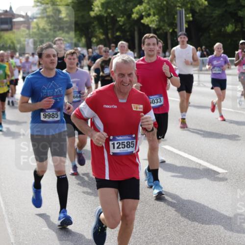 29.06.2025 - hella hamburg halbmarathon Jannik Wohlers http://msf.ph/oto/8251303 29.06.2025 09:56:26 Lombardsbrücke 1460, 1496, 1833, 2013, 2074, 2111, 2208, 2340, 2378, 2396, 2878, 3310, 3652, 4377, 4635, 4897, 5169, 5194, 5839, 6033, 6377, 6561, 6562, 6631, 7176, 8112, 8261, 8572, 8587, 8618, 8661, 8710, 8813, 8863, 8921, 9082, 9497, 9597, 9638, 9876, 9985, 10189, 10371, 10508, 10896, 11184, 11809, 12311, 12482, 12584, 12585, 12590, 12651, 12690, 12858, 13245, 13282, 13394, 13609, 13962, 14033, 14526, 14588, 14834, 14990, 15149, 15818 meine-sportfotos.de