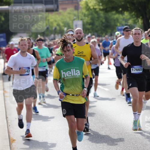 29.06.2025 - hella hamburg halbmarathon Jannik Wohlers http://msf.ph/oto/8251417 29.06.2025 09:56:27 Lombardsbrücke 1460, 1496, 1783, 1833, 2013, 2074, 2111, 2208, 2340, 2378, 2396, 2878, 3310, 3652, 3791, 4377, 4635, 4770, 4897, 5008, 5169, 5194, 5839, 6033, 6377, 6631, 7176, 8112, 8261, 8572, 8587, 8618, 8661, 8710, 8813, 8863, 8921, 9082, 9497, 9638, 9876, 9985, 10189, 10371, 10896, 11184, 12311, 12482, 12584, 12585, 12590, 12651, 12690, 12733, 12858, 13245, 13282, 13394, 13609, 13962, 14033, 14526, 14562, 14588, 14834, 14990, 15149, 15818 meine-sportfotos.de