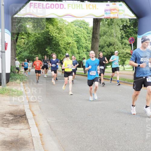 29.06.2025 - hella hamburg halbmarathon MichiJ http://msf.ph/oto/8251556 29.06.2025 10:28:56 Zwischen KM18-KM19 1882, 2324, 2826, 5375, 5508, 5745, 8629, 11765, 12046, 12540, 12704, 13158, 15828, 17620, 17973 meine-sportfotos.de