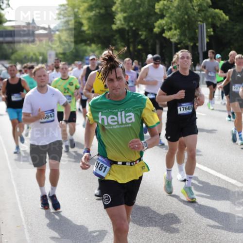 29.06.2025 - hella hamburg halbmarathon Jannik Wohlers http://msf.ph/oto/8251596 29.06.2025 09:56:29 Lombardsbrücke 1460, 1496, 1783, 1833, 2013, 2074, 2111, 2208, 2340, 2378, 2396, 2878, 3310, 3575, 3652, 3791, 4377, 4635, 4770, 4897, 5008, 5169, 5194, 5839, 6033, 6377, 6631, 7176, 8112, 8572, 8587, 8618, 8661, 8710, 8813, 8863, 8921, 9082, 9497, 9638, 9876, 9985, 10189, 10371, 10859, 10896, 11184, 12311, 12482, 12585, 12590, 12651, 12690, 12733, 12858, 13245, 13282, 13609, 13962, 14033, 14526, 14562, 14588, 14834, 15149, 15818 meine-sportfotos.de