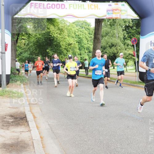 29.06.2025 - hella hamburg halbmarathon MichiJ http://msf.ph/oto/8251597 29.06.2025 10:28:56 Zwischen KM18-KM19 1882, 2324, 2826, 5375, 5508, 5745, 8629, 11765, 12046, 12540, 12704, 13158, 15828, 17620, 17973 meine-sportfotos.de