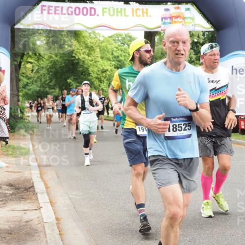 29.06.2025 - hella hamburg halbmarathon MichiJ http://msf.ph/oto/8252034 29.06.2025 10:52:08 Zwischen KM18-KM19 1885, 4613, 6706, 7271, 7474, 9254, 9339, 10756, 11614, 11784, 13210, 15009, 15377, 16063, 16344, 17434, 17550, 18128, 18196, 18525, 19165, 19173, 19176 meine-sportfotos.de