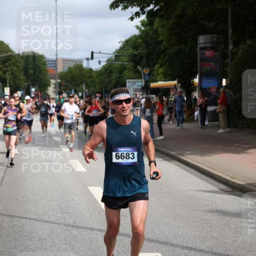 29.06.2025 - hella hamburg halbmarathon Yannick Fuchs http://msf.ph/oto/8252396 29.06.2025 10:35:34 20KM 1136, 1631, 1677, 2568, 2797, 2949, 3332, 3618, 4205, 4303, 4380, 4634, 4871, 4889, 5007, 5014, 5026, 5410, 5709, 6429, 6683, 6771, 6901, 7080, 7284, 7378, 7774, 7796, 8074, 8122, 8966, 9358, 9640, 9659, 9711, 9755, 9979, 10375, 10783, 10934, 10978, 11062, 11765, 11922, 11959, 12292, 12385, 12895, 13268, 13457, 14555, 14661, 14820, 15164, 15247, 16201, 16249, 16347, 16599, 17720, 17834, 17971, 18045, 18049, 18399, 18412, 18573 meine-sportfotos.de
