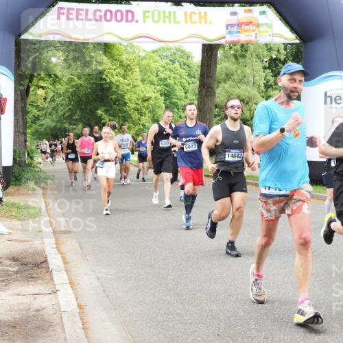 29.06.2025 - hella hamburg halbmarathon MichiJ http://msf.ph/oto/8252583 29.06.2025 10:52:12 Zwischen KM18-KM19 1186, 1229, 1885, 2490, 5073, 6706, 7907, 9339, 10756, 11784, 14642, 15000, 16063, 16344, 17434, 18128, 18525, 19165, 19173, 19176 meine-sportfotos.de