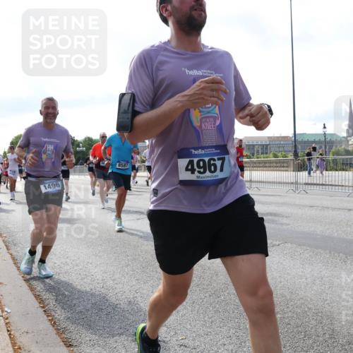29.06.2025 - hella hamburg halbmarathon Lena Gebhardt http://msf.ph/oto/8252671 29.06.2025 09:56:45 Lombardsbrücke 1452, 1460, 1496, 1499, 1592, 1628, 1783, 1833, 1877, 2013, 2058, 2074, 2082, 2111, 2208, 2340, 2378, 2396, 2771, 2878, 2953, 2996, 3256, 3296, 3310, 3575, 3652, 3791, 4065, 4077, 4377, 4404, 4635, 4711, 4770, 4833, 4897, 5008, 5169, 5194, 5482, 5600, 5607, 5839, 5978, 6033, 6168, 6286, 6377, 6511, 6512, 6561, 6562, 6631, 7176, 7383, 7475, 7583, 7943, 8112, 8261, 8361, 8514, 8572, 8587, 8618, 8661, 8710, 8813, 8863, 8921, 8968, 8996, 9082, 9246, 9497, 9537, 9597, 9638 meine-sportfotos.de