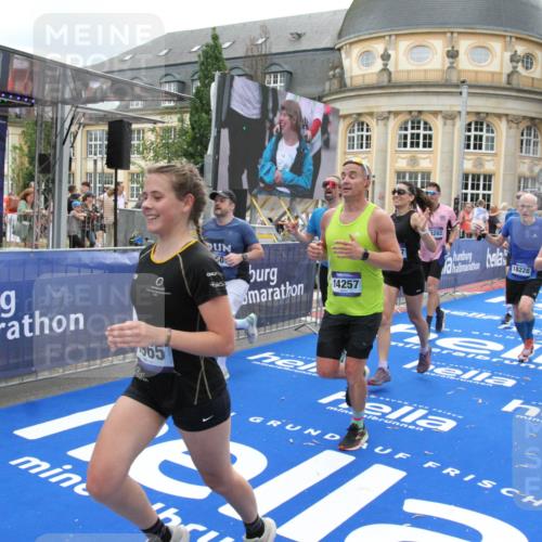 29.06.2025 - hella hamburg halbmarathon Michael Strokosch http://msf.ph/oto/8252747 29.06.2025 10:50:12 Ziel 1119, 1216, 1507, 3296, 3562, 7176, 8313, 9031, 9303, 9965, 10371, 11607, 12203, 12235, 13282, 14257, 18228, 18657, 18658 meine-sportfotos.de