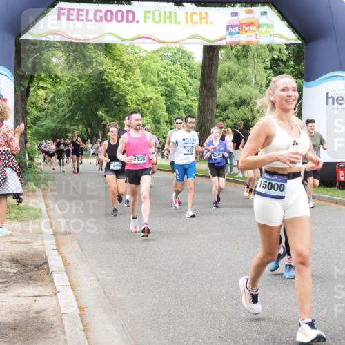 29.06.2025 - hella hamburg halbmarathon MichiJ http://msf.ph/oto/8252978 29.06.2025 10:52:15 Zwischen KM18-KM19 1186, 1229, 2136, 2490, 4307, 5073, 6322, 6706, 7210, 7211, 7907, 8960, 9477, 12426, 14642, 15000, 16063, 17434, 18128, 18199, 19173 meine-sportfotos.de