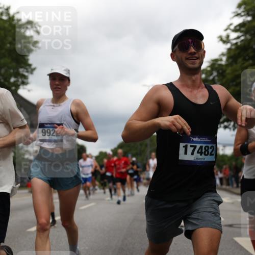 29.06.2025 - hella hamburg halbmarathon Yannick Fuchs http://msf.ph/oto/8253292 29.06.2025 10:48:03 20KM 1267, 1422, 1442, 1502, 1549, 1870, 2058, 2432, 2518, 2630, 3096, 3103, 3310, 3898, 4299, 5020, 5259, 6260, 6294, 6374, 7129, 7395, 7478, 7973, 8223, 8285, 8394, 9032, 9380, 9791, 9922, 10040, 11009, 11068, 11430, 11789, 11844, 12213, 12321, 12607, 13033, 13147, 13397, 13794, 13803, 13869, 13912, 14026, 14239, 14702, 15146, 15856, 16623, 16750, 16780, 17482, 17765, 18308, 18450, 18514, 18612, 18759, 19067, 19177 meine-sportfotos.de