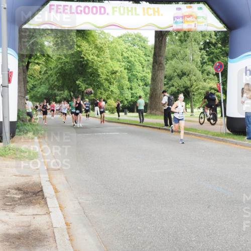 29.06.2025 - hella hamburg halbmarathon MichiJ http://msf.ph/oto/8253309 29.06.2025 10:29:06 Zwischen KM18-KM19 1603, 5409, 5916, 6080, 7080, 8467, 10934, 14092, 14924, 15424, 15813, 16761 meine-sportfotos.de