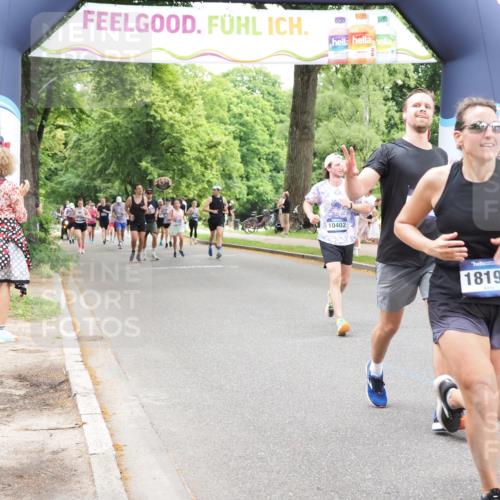 29.06.2025 - hella hamburg halbmarathon MichiJ http://msf.ph/oto/8253410 29.06.2025 10:52:18 Zwischen KM18-KM19 1186, 1229, 1559, 2136, 4307, 5073, 6322, 7210, 7211, 7888, 7907, 8894, 8960, 9477, 10402, 12426, 15000, 18199 meine-sportfotos.de