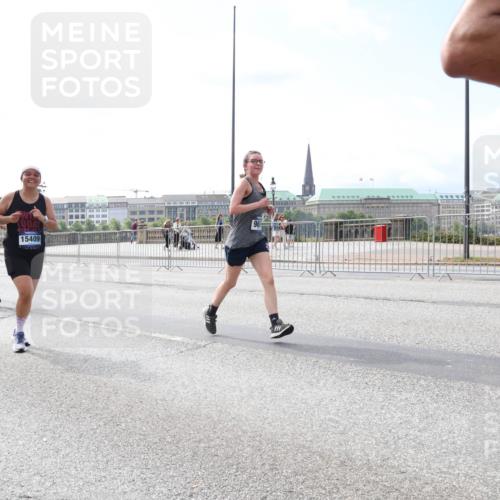 29.06.2025 - hella hamburg halbmarathon Lena Gebhardt http://msf.ph/oto/8253420 29.06.2025 10:10:34 Lombardsbrücke 1186, 1548, 1573, 3921, 4389, 5182, 5440, 5511, 5990, 5991, 7042, 7250, 7333, 7636, 7685, 8219, 8890, 9169, 9366, 9434, 9681, 9816, 9829, 10036, 10943, 11027, 11180, 11355, 11887, 11904, 11905, 12008, 12629, 13588, 13594, 13797, 13825, 13901, 14679, 14822, 15214, 15409, 16166, 16344, 16445, 16639, 16808, 16872, 17148, 17532, 17730, 18196, 18949, 19023 meine-sportfotos.de