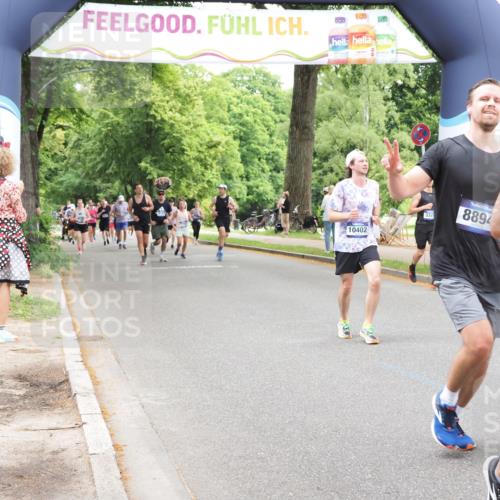 29.06.2025 - hella hamburg halbmarathon MichiJ http://msf.ph/oto/8253484 29.06.2025 10:52:18 Zwischen KM18-KM19 1186, 1229, 1559, 2136, 4307, 5073, 6322, 7210, 7211, 7888, 7907, 8894, 8960, 9477, 10402, 12426, 15000, 18199 meine-sportfotos.de