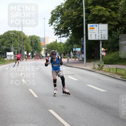 29.06.2025 - hella hamburg halbmarathon Yannick Fuchs http://msf.ph/oto/8253551 29.06.2025 09:34:56 20KM 20382, 382 meine-sportfotos.de