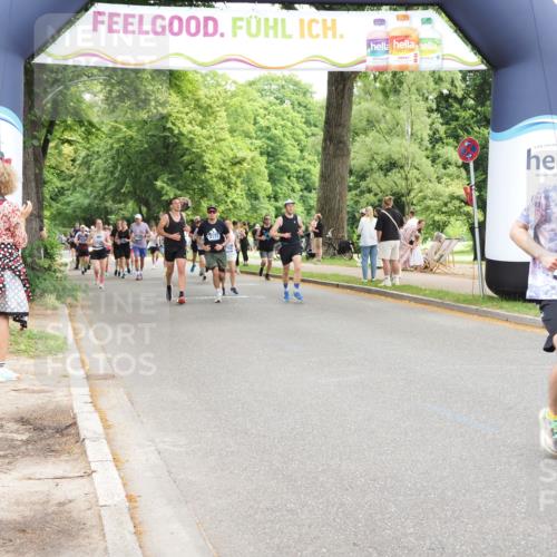 29.06.2025 - hella hamburg halbmarathon MichiJ http://msf.ph/oto/8253610 29.06.2025 10:52:20 Zwischen KM18-KM19 1559, 2136, 3328, 4307, 6322, 7210, 7211, 7888, 8894, 8960, 9477, 10402, 12426, 18199 meine-sportfotos.de