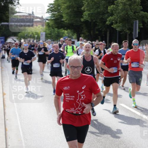 29.06.2025 - hella hamburg halbmarathon Jannik Wohlers http://msf.ph/oto/8253831 29.06.2025 09:56:51 Lombardsbrücke 1030, 1327, 1381, 1442, 1537, 1657, 2025, 2119, 2595, 2814, 2839, 2869, 3093, 3103, 3698, 4299, 4558, 4726, 5013, 5018, 5021, 5319, 5744, 6720, 6762, 7177, 7259, 7918, 8313, 8447, 8651, 8930, 9060, 9316, 10040, 10133, 10191, 10192, 10368, 10376, 10549, 10667, 11143, 11339, 11451, 11579, 11747, 11975, 12235, 12421, 12489, 12528, 12580, 13267, 13794, 13865, 14036, 14122, 14125, 14192, 14482, 14592, 15484, 15590, 15897, 16043, 16094, 16291, 16732, 17129 meine-sportfotos.de
