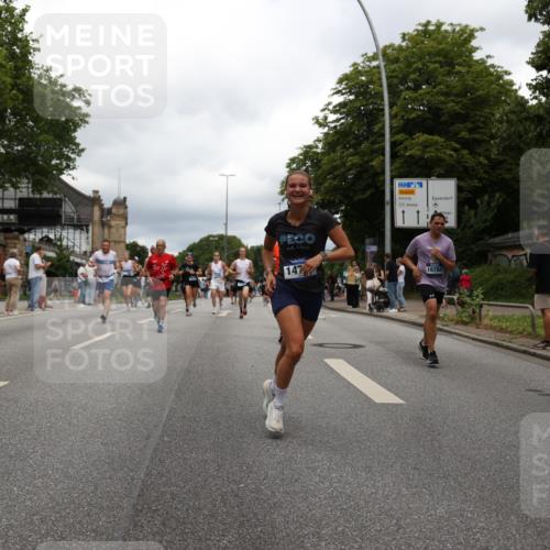 29.06.2025 - hella hamburg halbmarathon Yannick Fuchs http://msf.ph/oto/8253856 29.06.2025 10:48:04 20KM 1267, 1422, 1442, 1502, 1549, 1870, 2432, 2630, 3096, 3103, 3310, 3898, 4299, 5020, 5259, 6260, 6294, 6374, 7129, 7395, 7478, 7973, 8223, 8285, 8394, 9032, 9380, 9791, 9922, 10040, 11009, 11068, 11430, 11789, 12213, 12321, 12607, 13147, 13397, 13794, 13803, 13869, 13912, 14026, 14239, 14702, 15146, 15856, 16623, 16750, 16780, 17482, 17765, 18308, 18450, 18514, 18612, 18759, 19067, 19177 meine-sportfotos.de