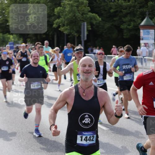 29.06.2025 - hella hamburg halbmarathon Jannik Wohlers http://msf.ph/oto/8253970 29.06.2025 09:56:52 Lombardsbrücke 1030, 1327, 1442, 1537, 1657, 2025, 2119, 2595, 2814, 2839, 2855, 2869, 3093, 3103, 3698, 4299, 4558, 4726, 5013, 5018, 5021, 5744, 6125, 6720, 6762, 6942, 7177, 7259, 7918, 8313, 8447, 8651, 8930, 9060, 9316, 10040, 10133, 10191, 10192, 10368, 10376, 10549, 10667, 11143, 11339, 11451, 11579, 11747, 11975, 12235, 12421, 12489, 12528, 12580, 13267, 13794, 14036, 14122, 14125, 14192, 14482, 14592, 14881, 15484, 15590, 15897, 16043, 16094, 16291, 16732, 16800, 17129 meine-sportfotos.de