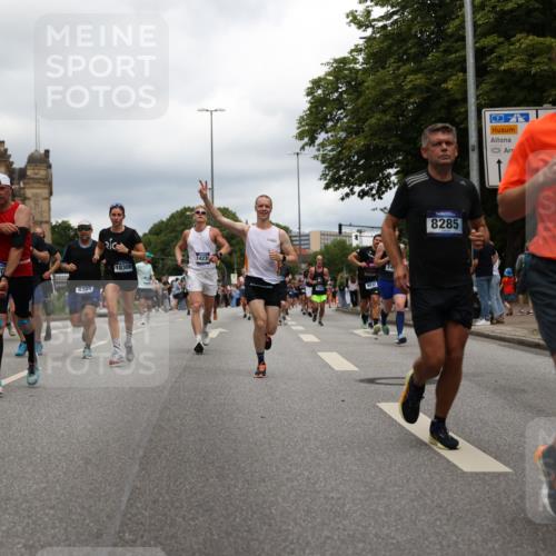 29.06.2025 - hella hamburg halbmarathon Yannick Fuchs http://msf.ph/oto/8254264 29.06.2025 10:48:07 20KM 1267, 1422, 1442, 1549, 1870, 2432, 3103, 3310, 3898, 4299, 5259, 6260, 6294, 6356, 6374, 7129, 7395, 7478, 7973, 8223, 8285, 8394, 9032, 9380, 9791, 9922, 10040, 11009, 11430, 11789, 12213, 12321, 12607, 13147, 13794, 13803, 13869, 14026, 14239, 14702, 15113, 15146, 16092, 16574, 16623, 16750, 16780, 17482, 17740, 17765, 18308, 18450, 18514, 18612, 18759, 19067, 19177 meine-sportfotos.de