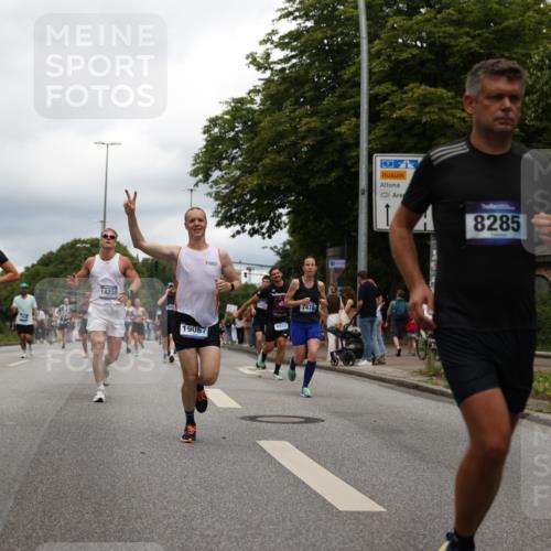 29.06.2025 - hella hamburg halbmarathon Yannick Fuchs http://msf.ph/oto/8254359 29.06.2025 10:48:07 20KM 1267, 1422, 1442, 1549, 1870, 2432, 3103, 3310, 3898, 4299, 5259, 6260, 6294, 6356, 6374, 7129, 7395, 7478, 7973, 8223, 8285, 8394, 9032, 9380, 9791, 9922, 10040, 11009, 11430, 11789, 12213, 12321, 12607, 13147, 13794, 13803, 13869, 14026, 14239, 14702, 15113, 15146, 16092, 16574, 16623, 16750, 16780, 17482, 17740, 17765, 18308, 18450, 18514, 18612, 18759, 19067, 19177 meine-sportfotos.de
