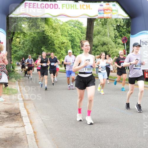 29.06.2025 - hella hamburg halbmarathon MichiJ http://msf.ph/oto/8254384 29.06.2025 10:52:26 Zwischen KM18-KM19 1062, 3112, 3328, 7760, 8171, 8219, 11027, 14022, 16911 meine-sportfotos.de