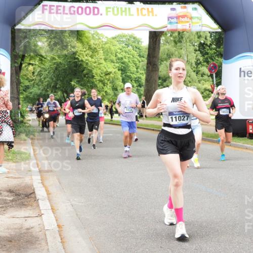 29.06.2025 - hella hamburg halbmarathon MichiJ http://msf.ph/oto/8254452 29.06.2025 10:52:26 Zwischen KM18-KM19 1062, 3112, 3328, 7760, 8171, 8219, 11027, 14022, 16911 meine-sportfotos.de