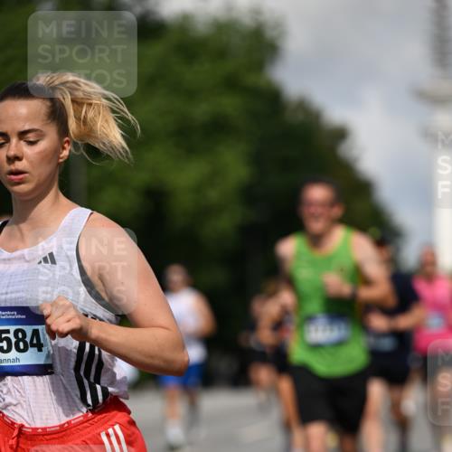 29.06.2025 - hella hamburg halbmarathon Dr. Thomas Lammeyer http://msf.ph/oto/8254638 29.06.2025 09:51:43 Kennedybrücke 1385, 1505, 1710, 1743, 2714, 2767, 3959, 4860, 5091, 5315, 5554, 5709, 6684, 6990, 7884, 10404, 10793, 10852, 10900 meine-sportfotos.de
