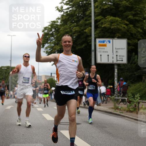 29.06.2025 - hella hamburg halbmarathon Yannick Fuchs http://msf.ph/oto/8254665 29.06.2025 10:48:08 20KM 1267, 1422, 1442, 1549, 1815, 1870, 2432, 3103, 3310, 3898, 4299, 5259, 6260, 6294, 6356, 6374, 6994, 7129, 7395, 7478, 7973, 8223, 8285, 8394, 9032, 9380, 9791, 9922, 10040, 11009, 11430, 11789, 12213, 12321, 12607, 13147, 13794, 13803, 13869, 14026, 14239, 14702, 15113, 15146, 16092, 16574, 16623, 16750, 16780, 17482, 17740, 17765, 18308, 18450, 18514, 18612, 18759, 19067, 19177 meine-sportfotos.de