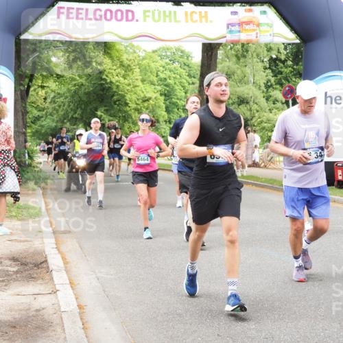 29.06.2025 - hella hamburg halbmarathon MichiJ http://msf.ph/oto/8254677 29.06.2025 10:52:29 Zwischen KM18-KM19 1034, 1062, 3112, 5464, 6590, 7760, 8171, 8219, 8405, 9994, 11027, 14022, 16355, 16847, 16911 meine-sportfotos.de