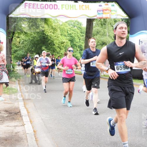 29.06.2025 - hella hamburg halbmarathon MichiJ http://msf.ph/oto/8254715 29.06.2025 10:52:29 Zwischen KM18-KM19 1034, 1062, 3112, 5464, 6590, 7760, 8171, 8219, 8405, 9994, 11027, 14022, 16355, 16847, 16911 meine-sportfotos.de