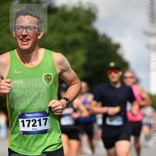 29.06.2025 - hella hamburg halbmarathon Dr. Thomas Lammeyer http://msf.ph/oto/8255140 29.06.2025 09:51:45 Kennedybrücke 1385, 1505, 1710, 1743, 2714, 2767, 3959, 4860, 5091, 5315, 5554, 5709, 6684, 7884, 8933, 10404, 10793, 10852, 10900 meine-sportfotos.de