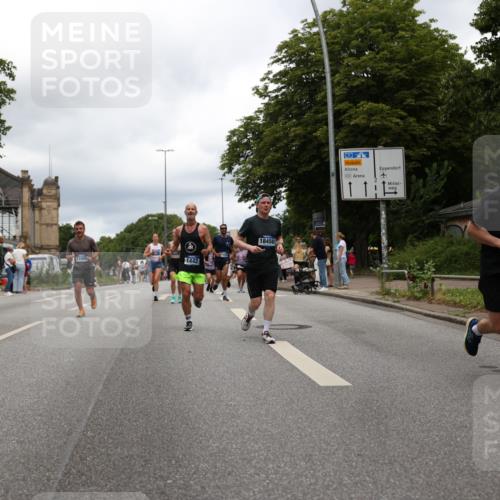 29.06.2025 - hella hamburg halbmarathon Yannick Fuchs http://msf.ph/oto/8255150 29.06.2025 10:48:12 20KM 1410, 1422, 1442, 1549, 1815, 2432, 3103, 3310, 3898, 4299, 5259, 6260, 6356, 6374, 6581, 6994, 7129, 7395, 7478, 7973, 8223, 8285, 8394, 8798, 9012, 9032, 9380, 10040, 10266, 11009, 11430, 11789, 12213, 12362, 12607, 13147, 13794, 13803, 13869, 14026, 14239, 14818, 15113, 15156, 15169, 16092, 16574, 16623, 16750, 16780, 17740, 17765, 18308, 18450, 18514, 18759, 19067, 19177 meine-sportfotos.de
