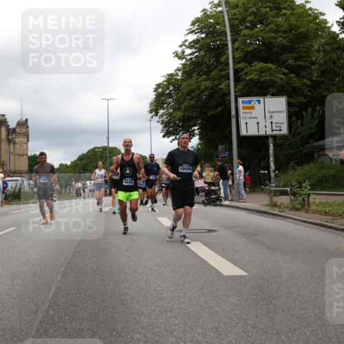 29.06.2025 - hella hamburg halbmarathon Yannick Fuchs http://msf.ph/oto/8255176 29.06.2025 10:48:12 20KM 1410, 1422, 1442, 1549, 1815, 2432, 3103, 3310, 3898, 4299, 5259, 6260, 6356, 6374, 6581, 6994, 7129, 7395, 7478, 7973, 8223, 8285, 8394, 8798, 9012, 9032, 9380, 10040, 10266, 11009, 11430, 11789, 12213, 12362, 12607, 13147, 13794, 13803, 13869, 14026, 14239, 14818, 15113, 15156, 15169, 16092, 16574, 16623, 16750, 16780, 17740, 17765, 18308, 18450, 18514, 18759, 19067, 19177 meine-sportfotos.de