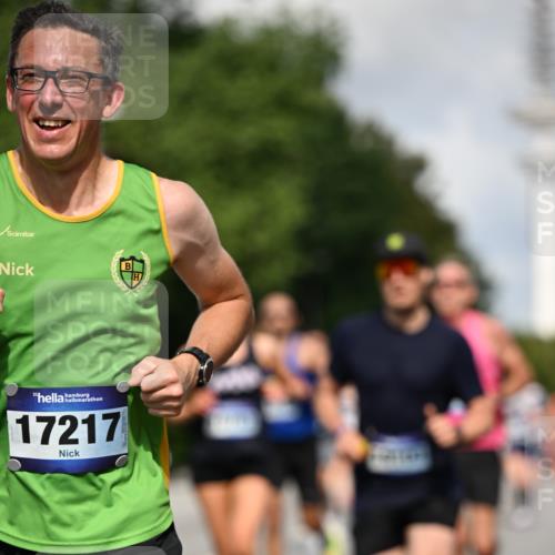 29.06.2025 - hella hamburg halbmarathon Dr. Thomas Lammeyer http://msf.ph/oto/8255178 29.06.2025 09:51:45 Kennedybrücke 1385, 1505, 1710, 1743, 2714, 2767, 3959, 4860, 5091, 5315, 5554, 5709, 6684, 7884, 8933, 10404, 10793, 10852, 10900 meine-sportfotos.de