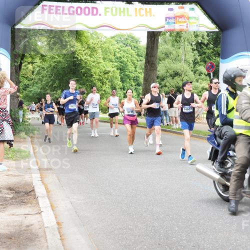 29.06.2025 - hella hamburg halbmarathon MichiJ http://msf.ph/oto/8255202 29.06.2025 10:52:33 Zwischen KM18-KM19 1034, 3112, 5464, 6590, 7826, 8405, 9737, 9994, 10736, 11027, 14022, 14607, 16355, 16847, 16911, 17707, 18726 meine-sportfotos.de