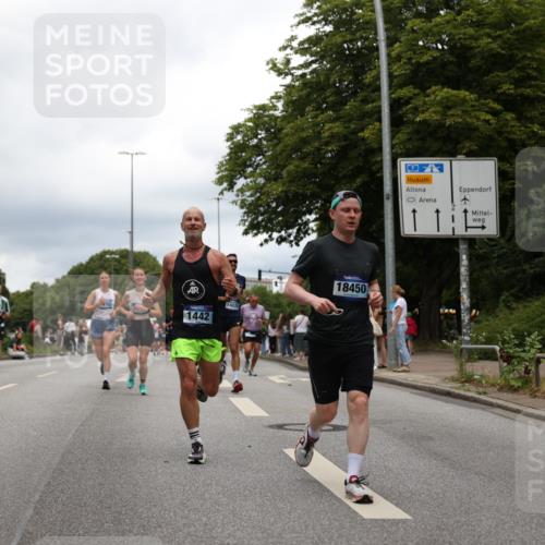 29.06.2025 - hella hamburg halbmarathon Yannick Fuchs http://msf.ph/oto/8255333 29.06.2025 10:48:13 20KM 1410, 1422, 1442, 1549, 1815, 2432, 3103, 3310, 3898, 4299, 5259, 6260, 6356, 6374, 6581, 6994, 7129, 7478, 7973, 8223, 8285, 8394, 8798, 9012, 9032, 9380, 10040, 10266, 11009, 11430, 11789, 12213, 12362, 12489, 13147, 13794, 13803, 13869, 14026, 14239, 14818, 15113, 15156, 15169, 16092, 16574, 16623, 16750, 16780, 17740, 17765, 18308, 18450, 18759, 19067, 19177 meine-sportfotos.de