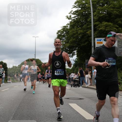 29.06.2025 - hella hamburg halbmarathon Yannick Fuchs http://msf.ph/oto/8255435 29.06.2025 10:48:14 20KM 1410, 1422, 1442, 1549, 1815, 2432, 3103, 3310, 3898, 4299, 6260, 6356, 6374, 6581, 6994, 7129, 7478, 7973, 8223, 8285, 8394, 8798, 9012, 9032, 9060, 9380, 10040, 10266, 11009, 11430, 11789, 12213, 12362, 12489, 13147, 13794, 13803, 13869, 14026, 14239, 14818, 15113, 15156, 15169, 15524, 16092, 16574, 16623, 16750, 17740, 17765, 18308, 18450, 18759, 19067, 19177 meine-sportfotos.de