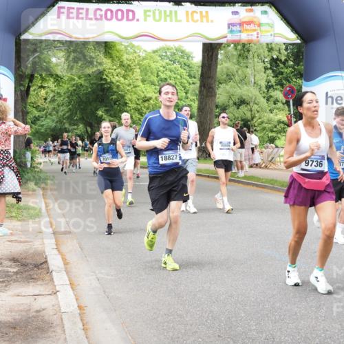 29.06.2025 - hella hamburg halbmarathon MichiJ http://msf.ph/oto/8255556 29.06.2025 10:52:35 Zwischen KM18-KM19 1034, 5464, 6590, 7826, 8405, 9736, 9737, 9994, 10736, 10886, 12371, 12473, 14607, 16355, 16847, 17059, 17707, 18726, 18827 meine-sportfotos.de