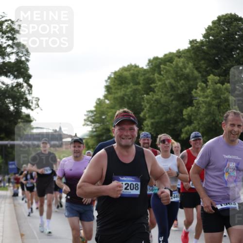 29.06.2025 - hella hamburg halbmarathon Jannik Wohlers http://msf.ph/oto/8255598 29.06.2025 09:57:25 Lombardsbrücke 1094, 1320, 1321, 1563, 1870, 2397, 2448, 2488, 2612, 2946, 3058, 3114, 3251, 3999, 4379, 5032, 5305, 5775, 6355, 6356, 6374, 6569, 6585, 6628, 6776, 7134, 7478, 7594, 7646, 7952, 7973, 7976, 8176, 8413, 8973, 9214, 9227, 9739, 9835, 10860, 11208, 11310, 11512, 11832, 12155, 12224, 12961, 13047, 13750, 14300, 14638, 14865, 14914, 15125, 15134, 15146, 15169, 15395, 15426, 15496, 15712, 15915, 16008, 16009, 16039, 16047, 16285, 16320, 16750, 16980, 17530, 17640, 17642 meine-sportfotos.de