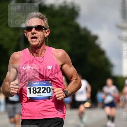 29.06.2025 - hella hamburg halbmarathon Dr. Thomas Lammeyer http://msf.ph/oto/8255612 29.06.2025 09:51:47 Kennedybrücke 1290, 1385, 1505, 1710, 1743, 2714, 2767, 3959, 4860, 5091, 5315, 5554, 5709, 6684, 7152, 7154, 7884, 8933, 9403, 10404, 10793, 10852, 10900 meine-sportfotos.de