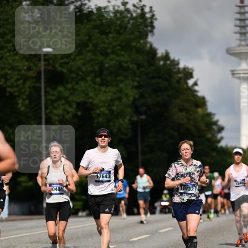 29.06.2025 - hella hamburg halbmarathon Dr. Thomas Lammeyer http://msf.ph/oto/8255909 29.06.2025 09:51:49 Kennedybrücke 1290, 1385, 1505, 1710, 2399, 2714, 2767, 3959, 4860, 5091, 5315, 5554, 5709, 6684, 7152, 7154, 7884, 8933, 9403, 10404, 10793, 10852 meine-sportfotos.de