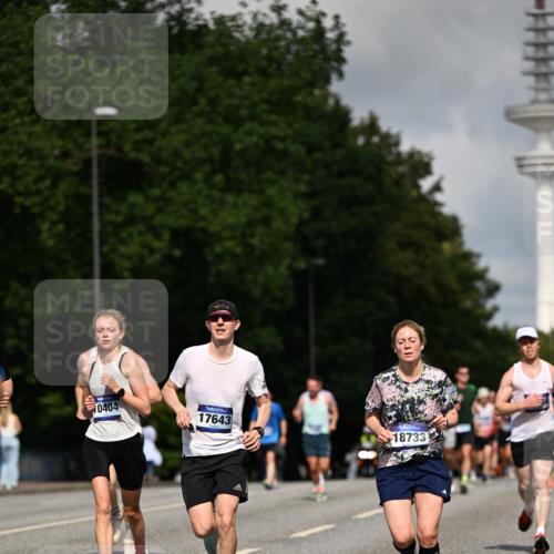 29.06.2025 - hella hamburg halbmarathon Dr. Thomas Lammeyer http://msf.ph/oto/8255950 29.06.2025 09:51:49 Kennedybrücke 1290, 1385, 1505, 1710, 2399, 2714, 2767, 3959, 4860, 5091, 5315, 5554, 5709, 6684, 7152, 7154, 7884, 8933, 9403, 10404, 10793, 10852 meine-sportfotos.de