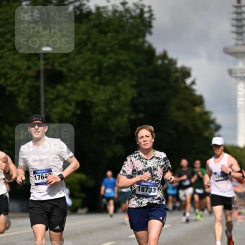 29.06.2025 - hella hamburg halbmarathon Dr. Thomas Lammeyer http://msf.ph/oto/8256094 29.06.2025 09:51:50 Kennedybrücke 1290, 1385, 1505, 1710, 2399, 2714, 2767, 3959, 4860, 5315, 5554, 5709, 7152, 7154, 7884, 8933, 9403, 10404, 10793, 10852 meine-sportfotos.de
