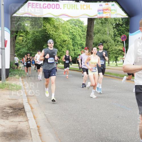 29.06.2025 - hella hamburg halbmarathon MichiJ http://msf.ph/oto/8256255 29.06.2025 10:29:26 Zwischen KM18-KM19 1677, 1800, 1912, 4303, 6152, 6429, 7284, 7774, 7796, 8122, 8966, 9540, 9711, 10783, 12895, 13457, 13667, 14899, 16201, 16249, 16347, 17486, 17971, 18412, 18802 meine-sportfotos.de